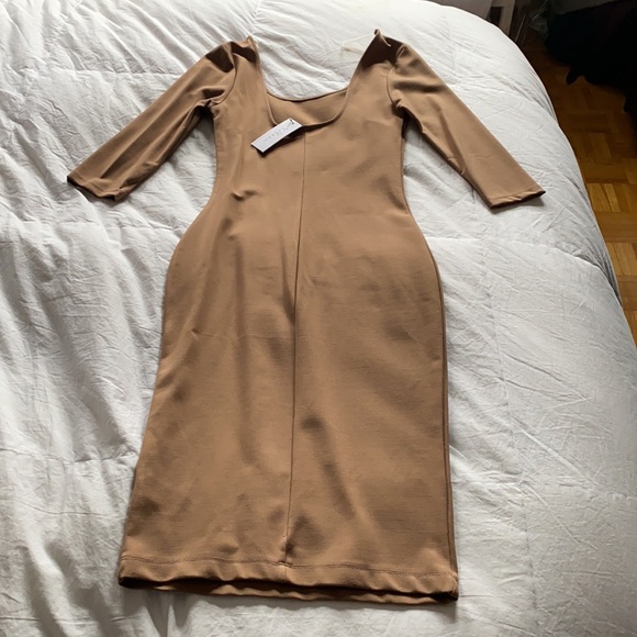 Nude/tan fitted dress - Picture 2 of 2